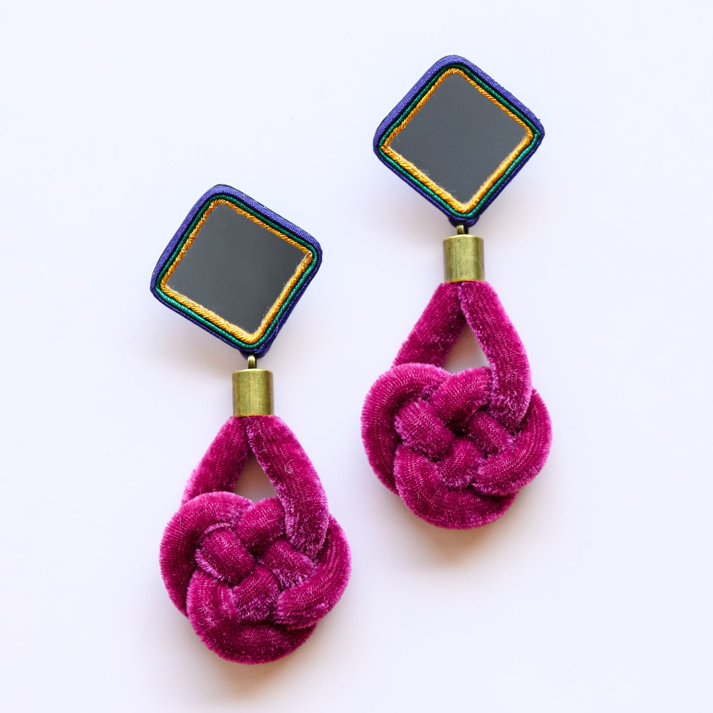 Velvet knot