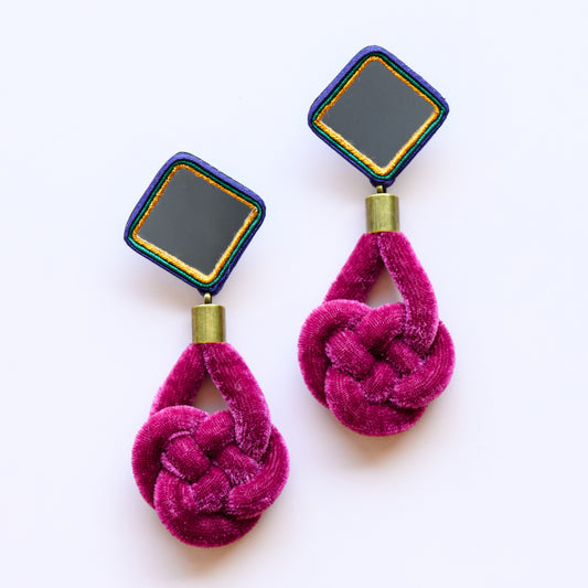 Velvet knot