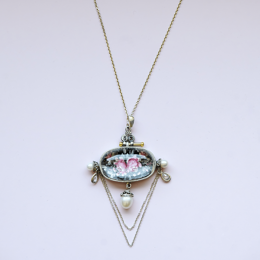 Roselight Medallion