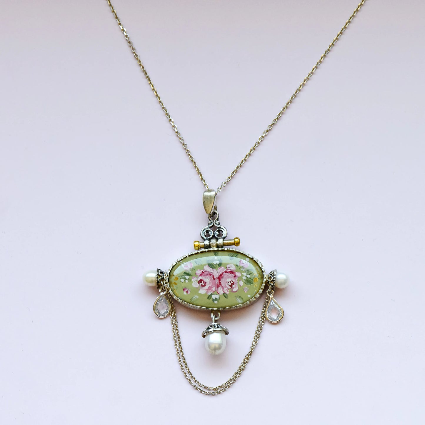 Rose garden medallion